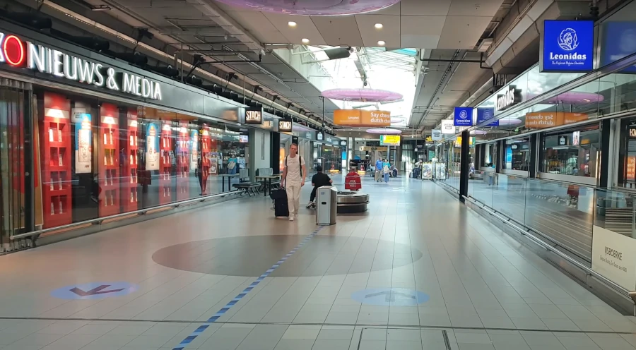 Shops Amsterdam Airport Shops 3 Amsterdam Airport